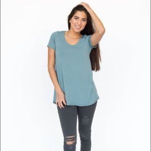 AGNES&DORA• The Basic Tee